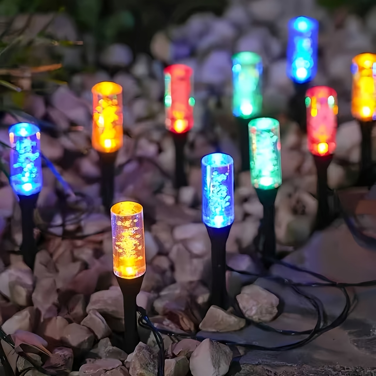 أضواء شمسية على شكل فقاعات، مص - مراجعة Outdoor Power Outlet Solar وسعره